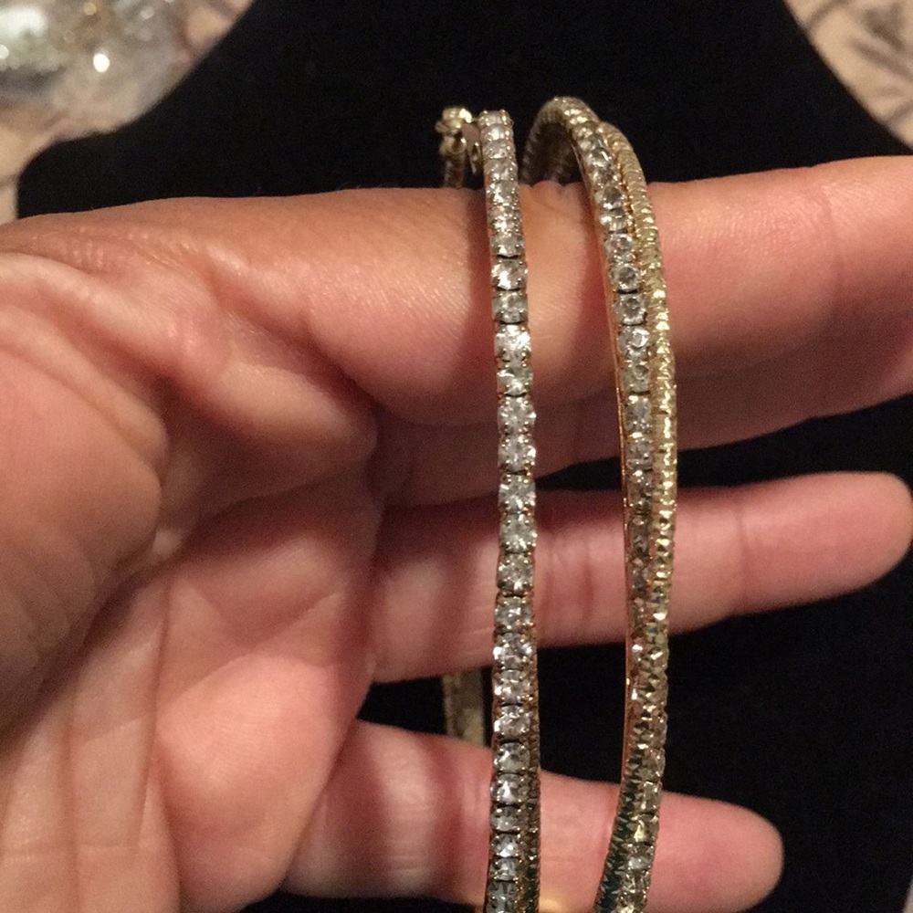 GUESS STONE HOOP EARRINGS - Picture 4 of 4